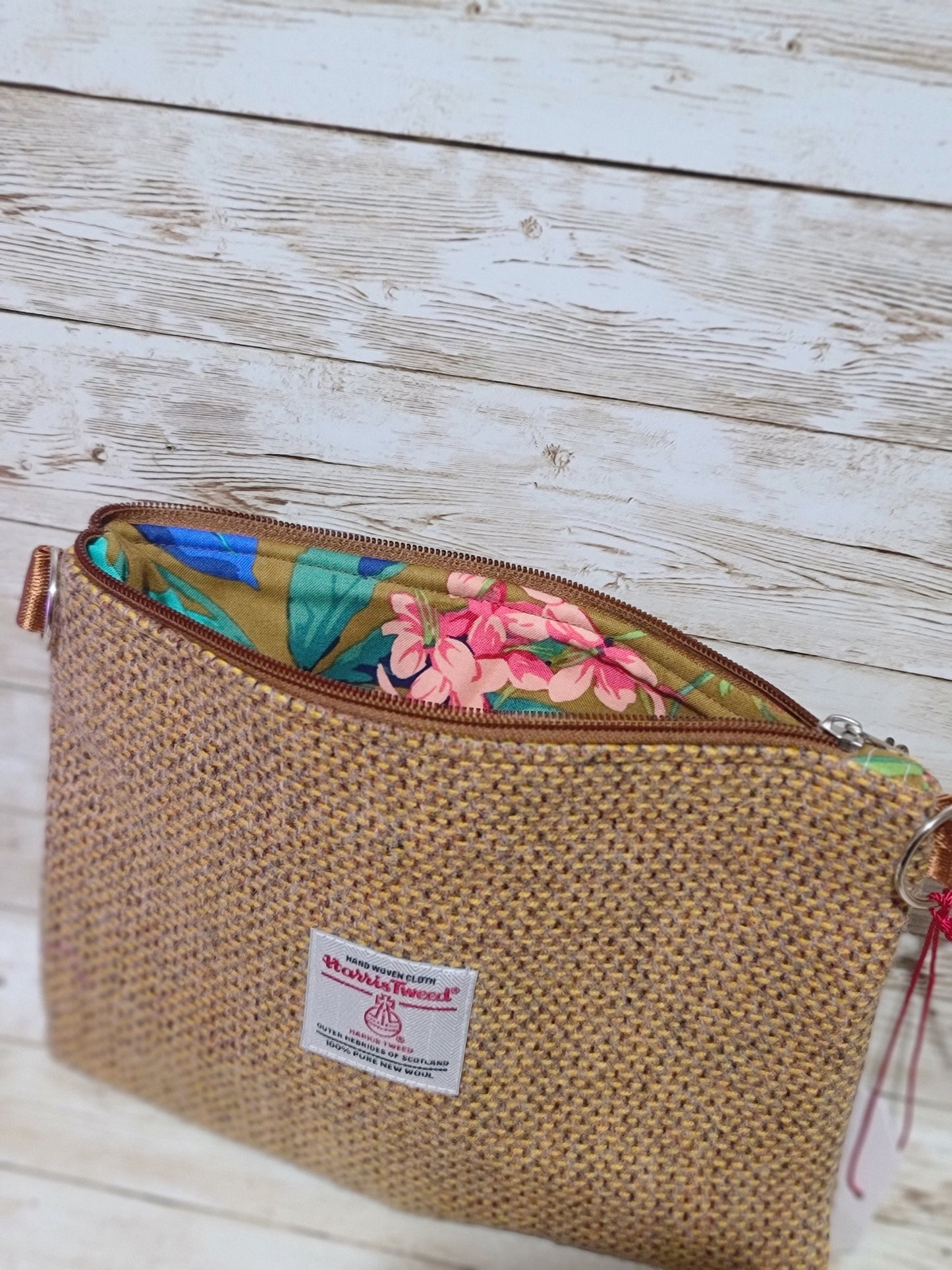 Harris Tweed Mustard Crossbody Clutch Bag BNWT Floral Lining Gold Strap