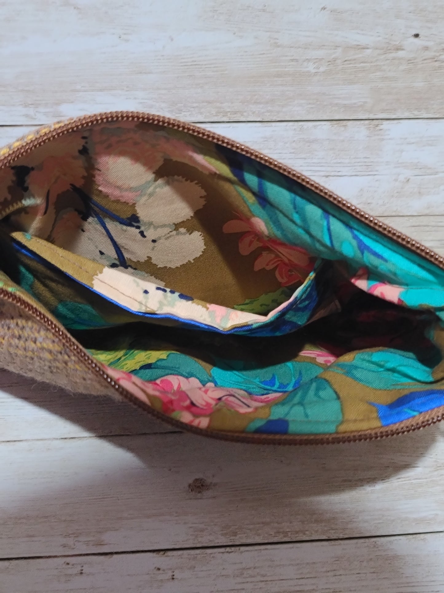 Harris Tweed Mustard Crossbody Clutch Bag BNWT Floral Lining Gold Strap