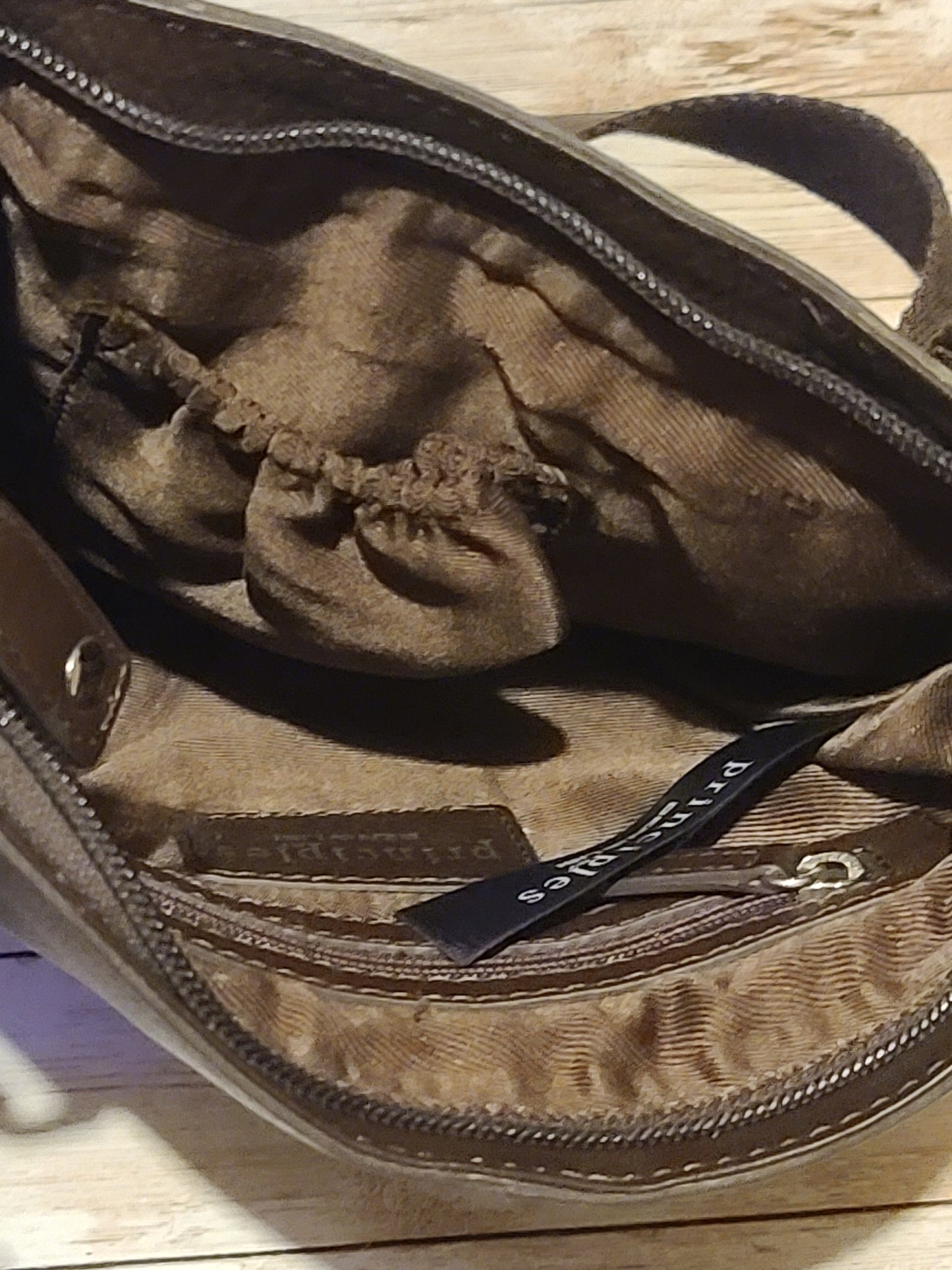 Principles by Ben de Lisi 100% Leather Crossbody Bag — Very Good Condition